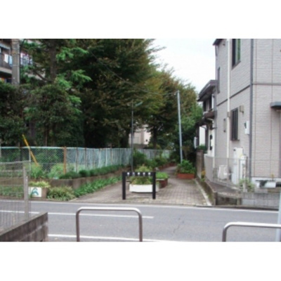 【周辺】 | 工藤大宮ビル | 公園「植竹遊歩道まで1055ｍ」