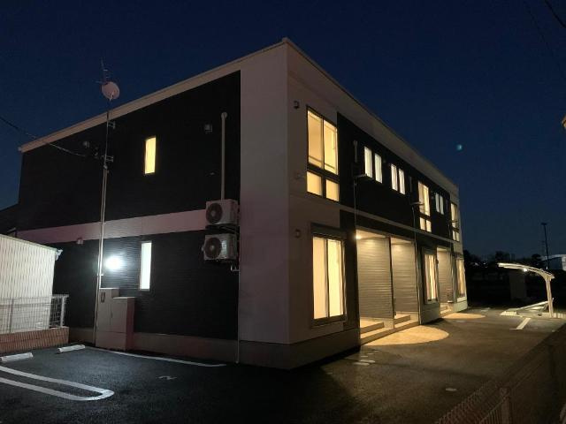 【外観】 | メゾン・ド・ポタジェ | 外観写真（夜）