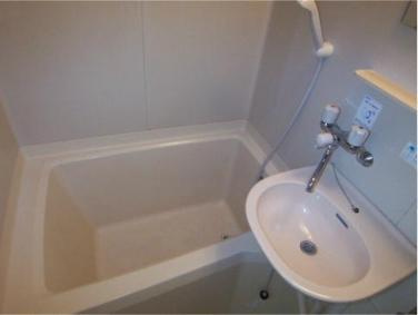 カテリーナ笹塚の浴室