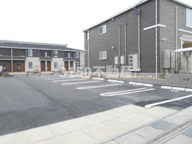 ポルズブロッコ　ヴェントットＢの駐車場