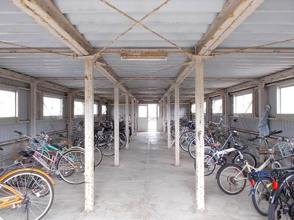 ビレッジハウス高岡2号棟のその他