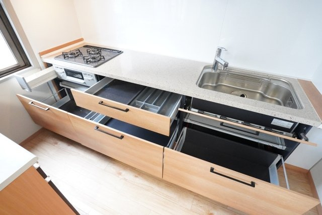 クリエート三田のキッチン