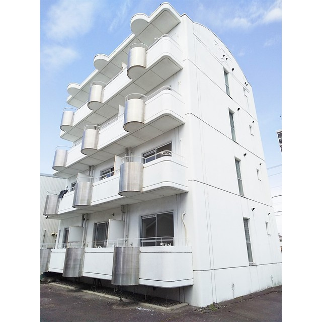 瑞穂市稲里のアパート