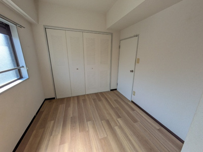 ☆収納付きで広く使える洋室☆