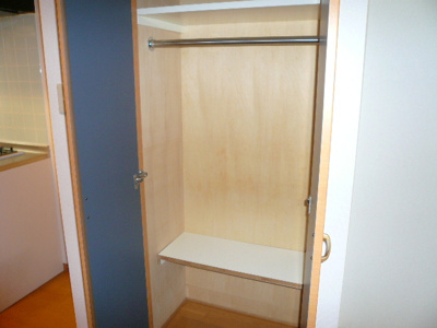 洋室11.4帖にあるクローゼット