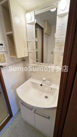 クリエート住吉の洗面所