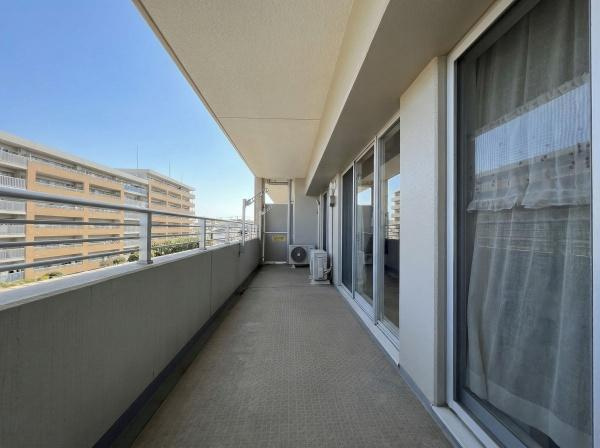 クレストフォルム日吉レインボーズヒルパークサイド棟のバルコニー|日当たりのよいバルコニー
※AI加工による空室状態を再現したイメージ画像です。