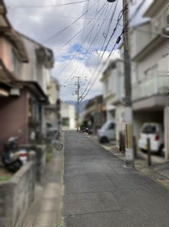 【前面道路含む現地写真】