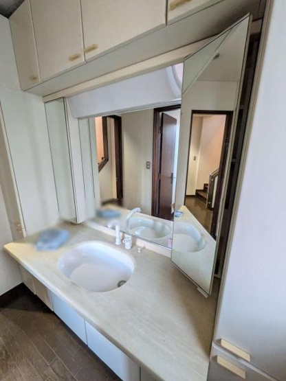 【独立洗面台】