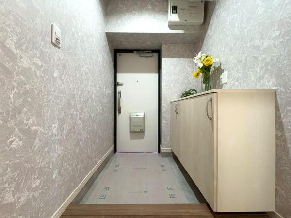 若葉台団地１・３号棟の玄関|シューズボックスと玄関です。