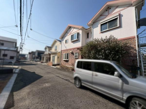 和歌山市松島　中古戸建の前面道路含む現地写真