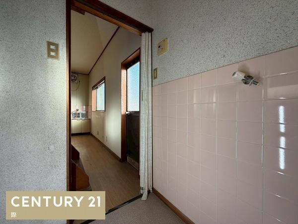 和歌山市有家　中古戸建の独立洗面台