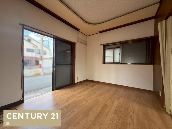和歌山市有家　中古戸建の居間・リビング