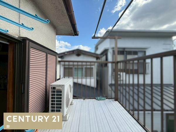 和歌山市栄谷　中古戸建のバルコニー