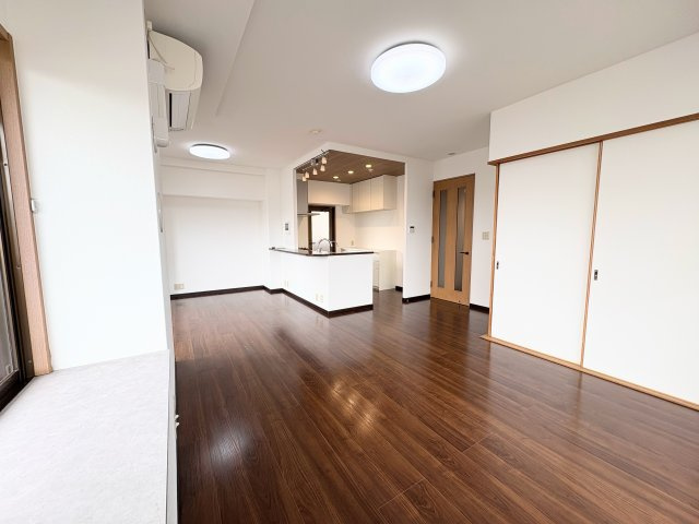 【居間・リビング】 | サンリヤン博多南Ⅲ　中古マンション