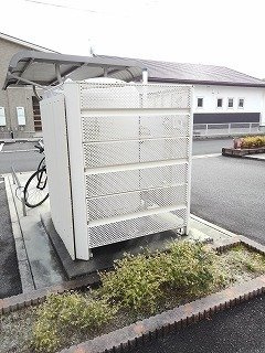 【設備】 | リバ－　イ－スト