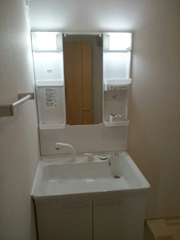 【洗面所】 | ニュー　クレイン　Ｂ