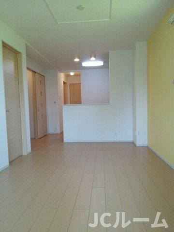 オーブ・ヴィラージュⅡの居間・リビング