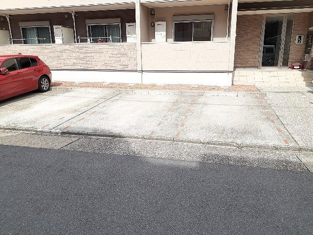 コンフォート・テラスの駐車場