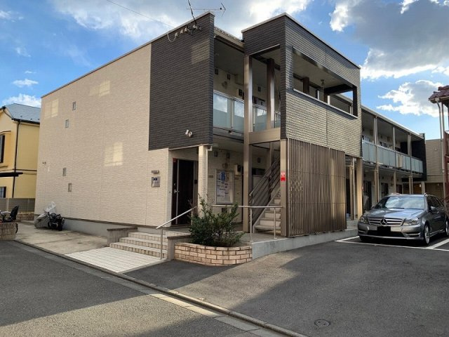 クレイノスリジエの外観