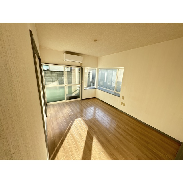 フェニックスⅡの居間・リビング