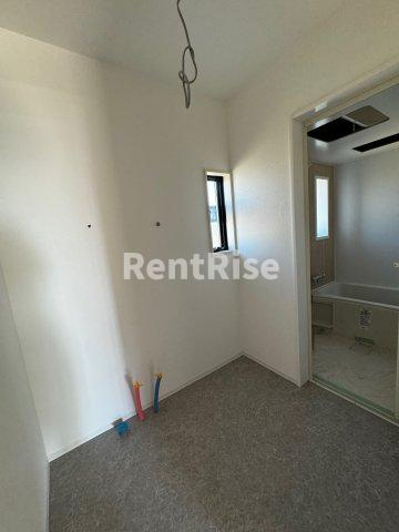 HC-G Iwakuraの洗面所