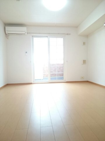 ロマネスク　Ａの内装