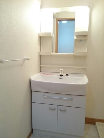 ロマネスク　Ａの洗面所