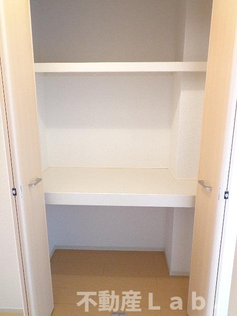 エテルノ　ステラＢの収納