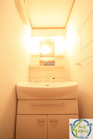 レーヴフロンスＢの洗面所|※類似部屋