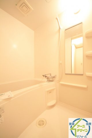 レーヴフロンスＢの浴室|※類似部屋