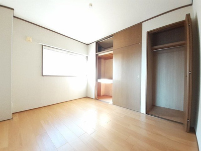 【内装】 | フオレスタ