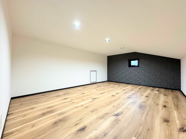 戸塚区上矢部町　新築戸建て　第2の収納|◆暮らし心地を大きく左右する収納を、適材適所に配置し使い勝手を考慮しました。空間を余すところなく有効利用した収納は生活空間をより豊かなものにしてくれるでしょう。