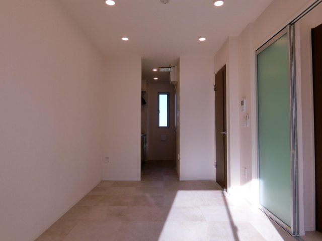 カーザルクスの居間・リビング|イメージ208号室の写真