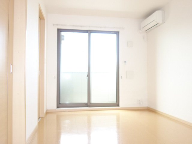 ファーストヒルズの居間・リビング