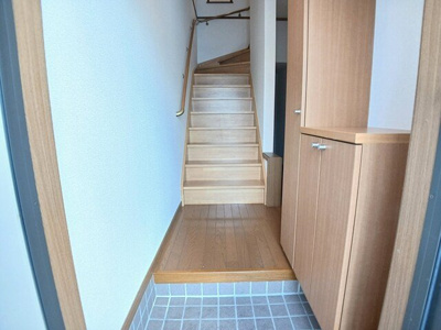 【玄関】 | レフィナードⅣ