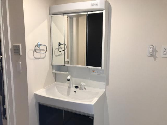 レヴァータⅡの洗面所|洗髪洗面化粧台