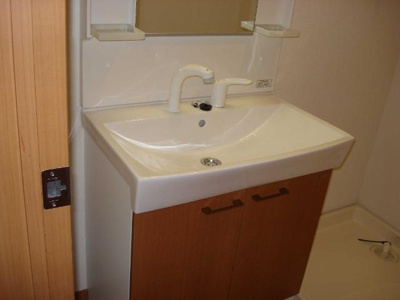 【洗面所】 | アップヒルズ | 洗髪洗面化粧台（イメージ）