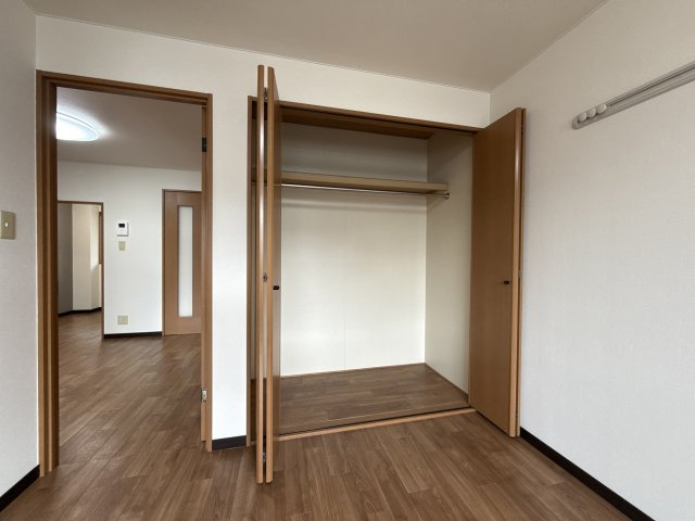 ＩＮＧＬＥ　ＳＩＤＥの収納