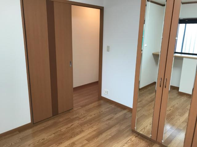 ロイヤルグリーンヒルズの内装|室内