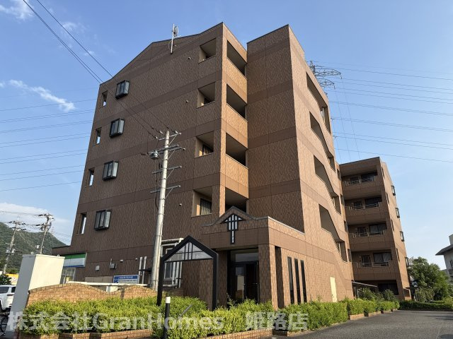 ロイヤルヒルズ青山の内装|洋室