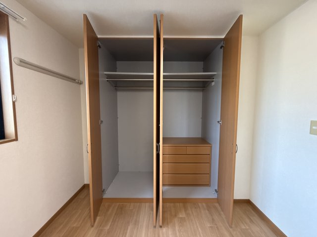 ロイヤルヒルズ青山の玄関|玄関