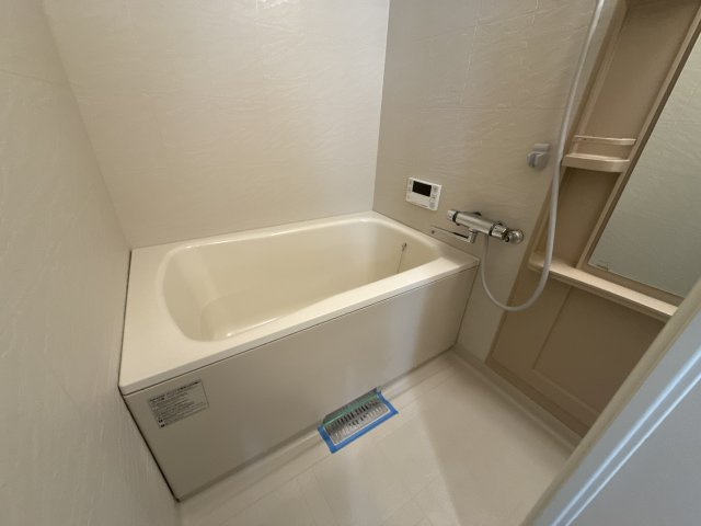 ロイヤルヒルズ青山の内装|洋室