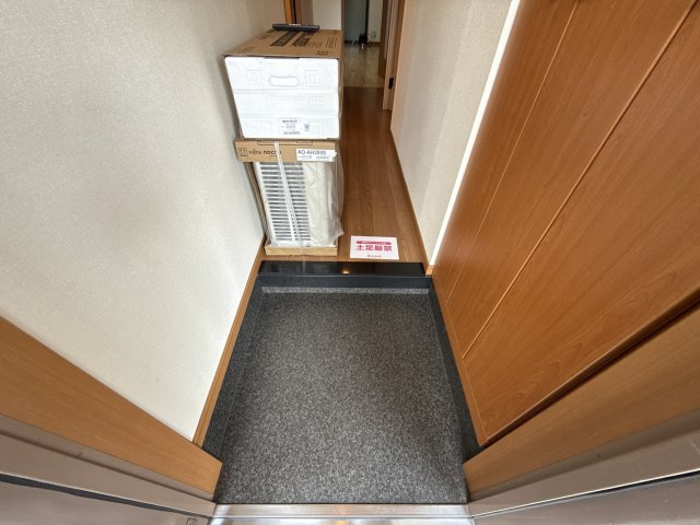 エスポワール青山の玄関