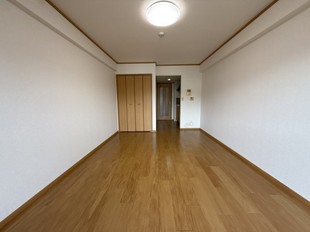 ジュネス・アビタシオンの居間・リビング