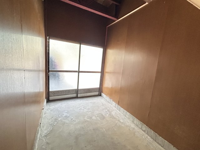 中林町原中古戸建の玄関