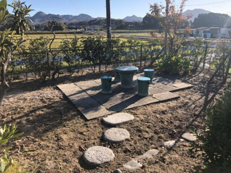 【庭】 | 斐川町荘原N邸賃家 | 飛石、石燈籠、つくばい配置