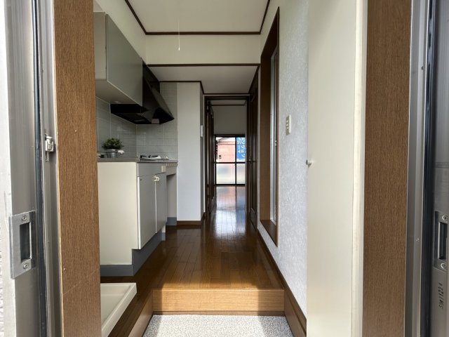 ピアッツァ恩名の玄関|他室参考写真