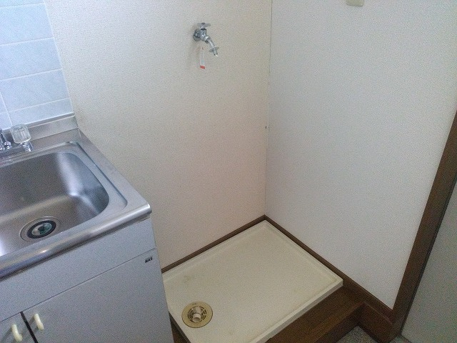 ピアッツァ恩名の設備|洗濯機置き場