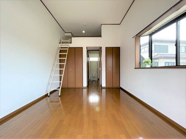 ピアッツァ恩名の洋室|他室参考写真